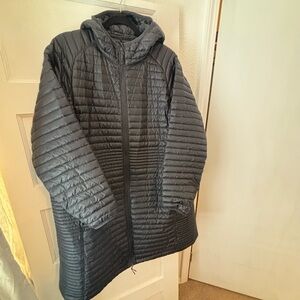 Women’s 2X LLBean three-quarter Black downtech Jacket